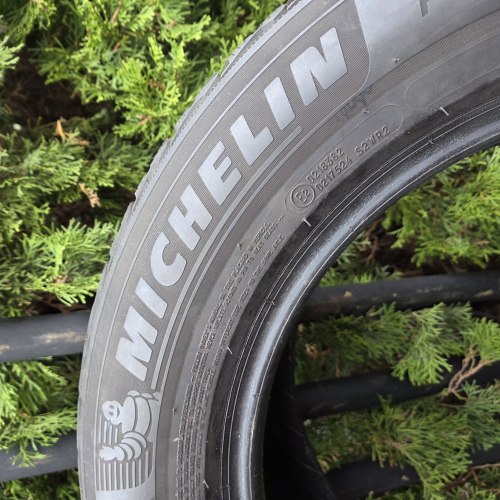 Пара шин 235 55 R17 Michelin Pilot Alpin 5 23-20г остаток 6.5-5.5мм