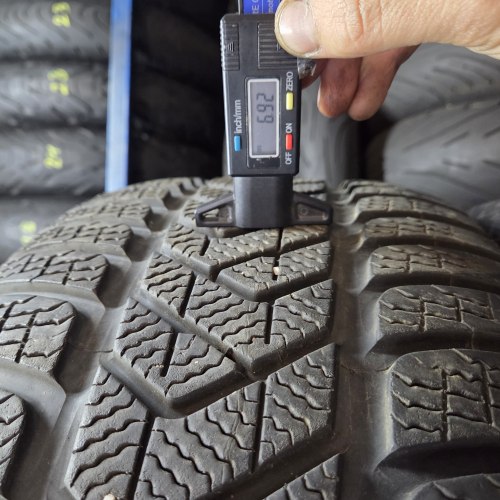 255 40 r19 Pirelli Sottozero 3 ro1 остаток 6.9 б/г