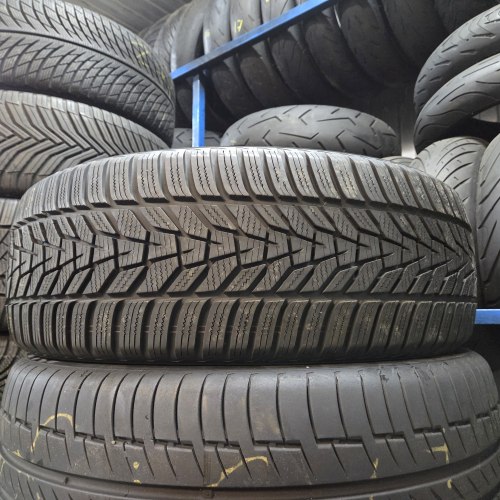 225 55 r18 Hankook Winter icept evo 3 x 21г остаток 7.5мм