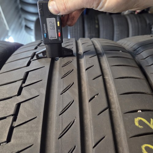 Комплект шин 245 45 R19 Continental PremiumContact 6 MO-V 25,24,22г. Остаток 7мм 95%остаток