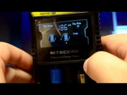 Зарядное устройство Nitecore D2 EU