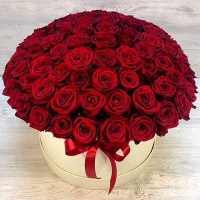 Коробка с цветами "Красная" 101 роза