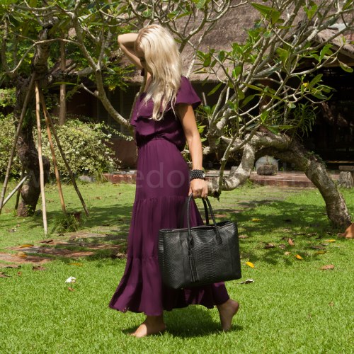 Платье с открытыми плечами FLOW фиолетовое