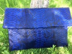 Клатч из натуральной кожи питона синий с рисунком размер XL