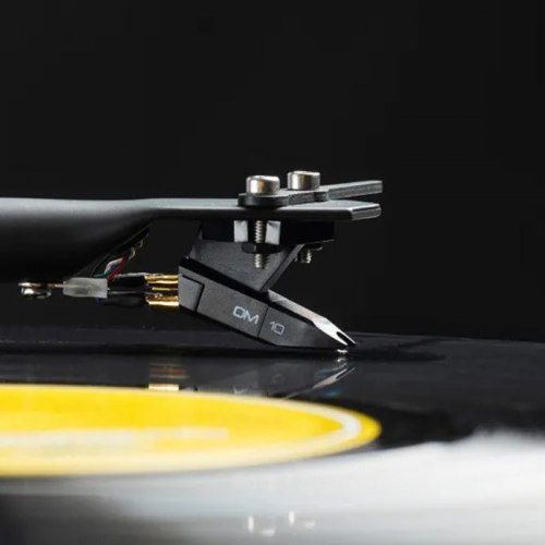 Виниловый проигрыватель Pro-Ject T1 EVO BT (OM 10)