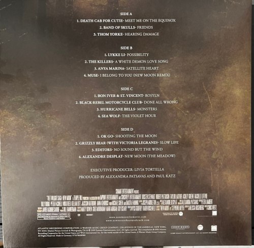 Виниловая пластинка Саундтрек - The Twilight Saga: New Moon (Gold Vinyl 2LP) Виниловая пластинка Саундтрек - The Twilight Saga: New Moon (Gold Vinyl 2LP)