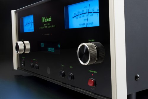 Стереоусилитель McIntosh MA7200