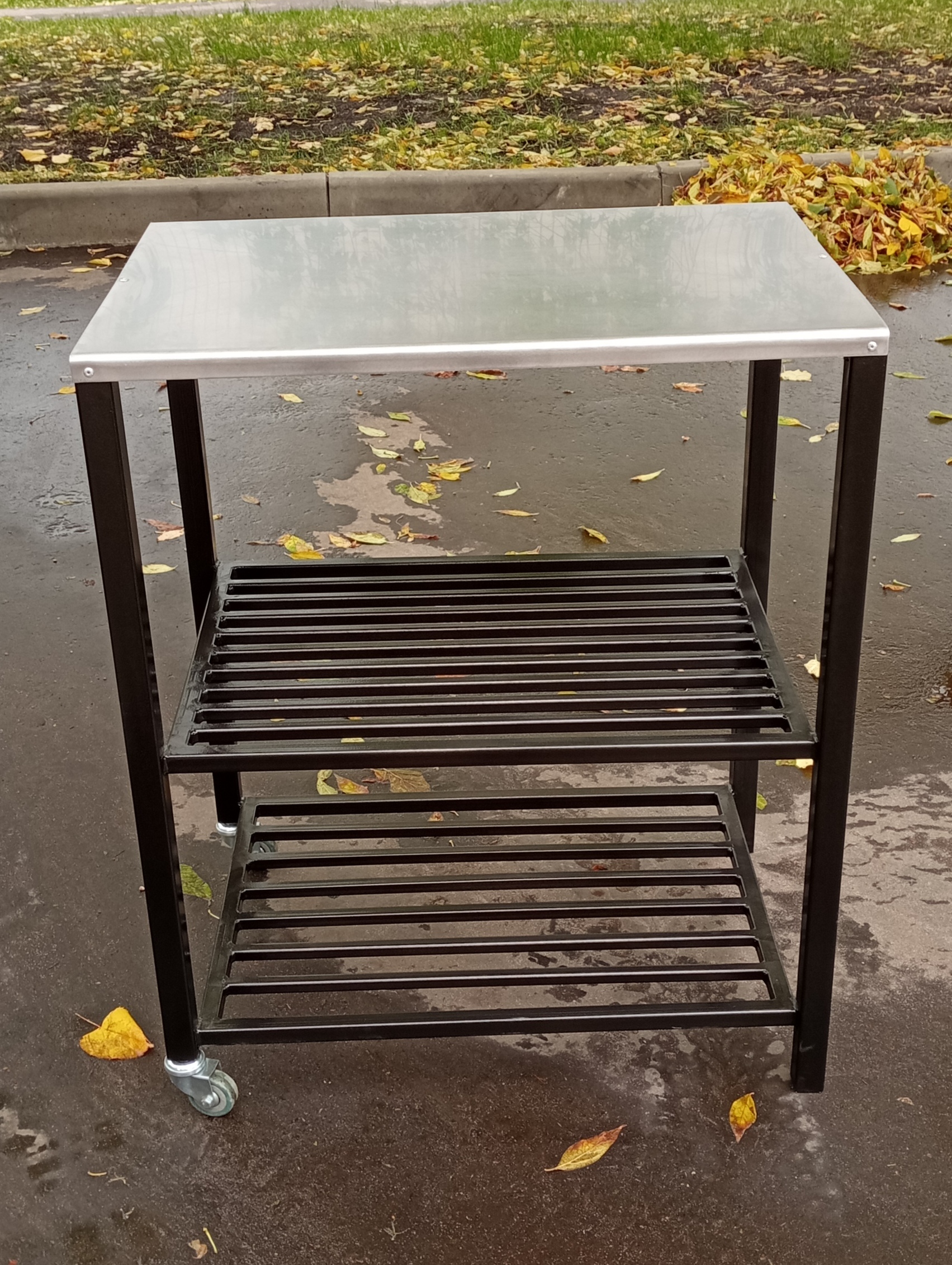 Металлический стол для мангала   с доставкой