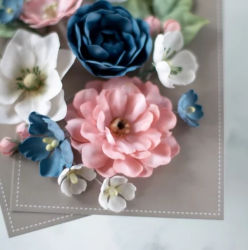Набор цветов «Романс» сине-розовый Pastel Flowers
