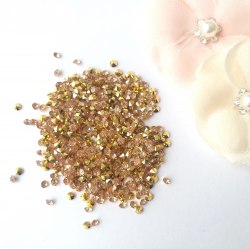 Кристаллы 3 мм, с фольгированной основой, цвет розовое золото