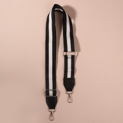 Ручка для сумки, стропа с кожаной вставкой, 140 × 3,8 см, цвет чёрный/белый арт. 5077533