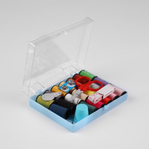 Швейный набор 29 предметов в пластиковой коробке арт. 600387