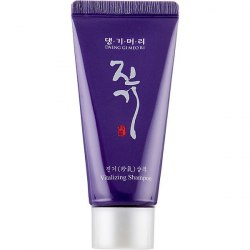 Шампунь для ослабленных волос восстанавливающий Daeng Gi Meo Ri Vitalizing Shampoo 50мл