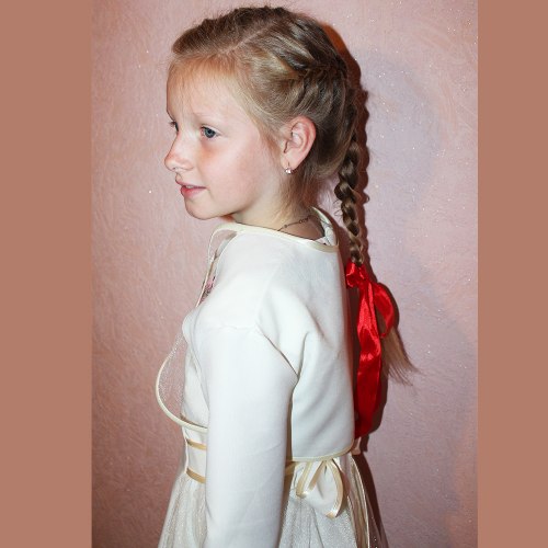 Дитяча вишита сукня Мальвіна з вишивкою Діана на білому габардині