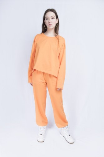 Оранжевый костюм оверсайз Millennium 2113