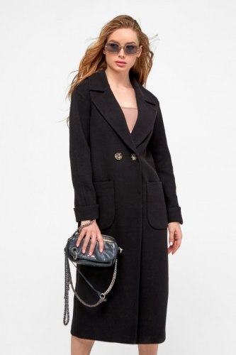 Удлинённое пальто с накладными карманами