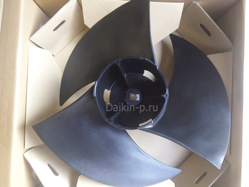 Запчасть DAIKIN 0695763 FAN BLADE P52H-11S plastic