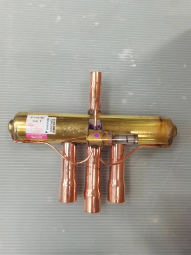 Запчасть DAIKIN 1946976 FOUR WAY VALVE BODY STF-0404G