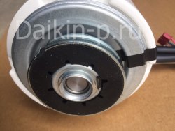 Запчасть DAIKIN 5009724 FAN MOTOR DC 140W 938 KFD-280-140-8B2