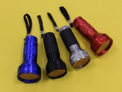 LED-фонарик с красным светофильтром