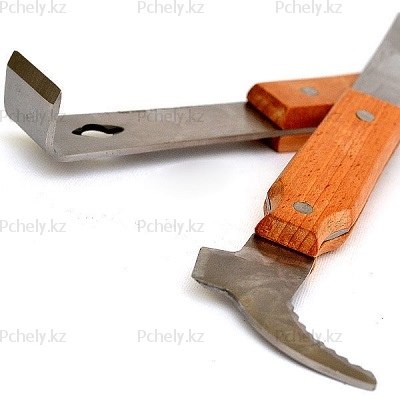 Стамеска с деревянной ручкой