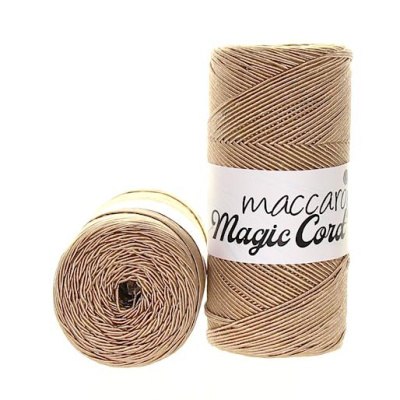 Maccaroni Magic Cord 06 бежевый Maccaroni 80% премиум полиэстер, 20% хлопок, длина в мотке 200 м. 200 гр.