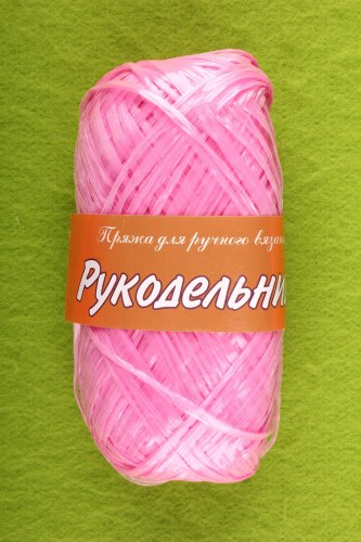 Пряжа рукодельница цвет 35 розовый бутон Лама Урал 100% полипропилен, длина 180 м в мотке