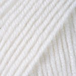 Yarn Art Merino De Luxe цвет 501 белый Yarn Art 50% шерсть мериноса, 50% акрил, длина в мотке 280 м.