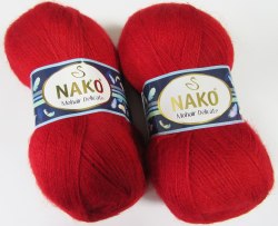 Nako Mohair Delicate цвет 6109 красный. ОСТАТОК 3 мотка!!! Nako 5% мохер, 10% шерсть, 85% акрил. Моток 100 гр. 500 м.