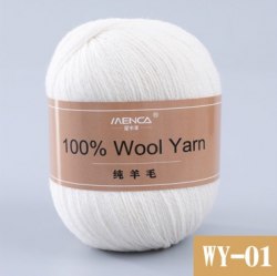 Menca Pure Wool цвет 01 Menca 100% австралийская шерсть, моток 50 гр. длина в мотке 410 м.