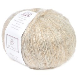 La Filati Brushed Alpaca цвет 02 молочный La Filati 10% Альпака, 34% Овечья шерсть, 24% Акрил, 32% Полиэстер, моток 50 гр. длина в мотке 450 м.