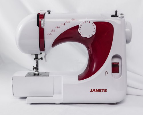 Бытовая швейная машина JANETE 565 (RED)