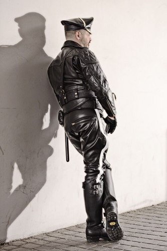 TOM OF FINLAND® FACE OF TOM LIMITED EDITION2