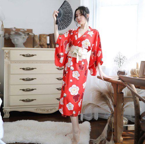 В кимоно порно видео