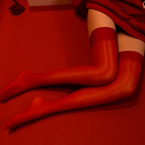 Чулки красные шёлковые с двойным бортом под пояс (на резинке) / арт. 20122-7к