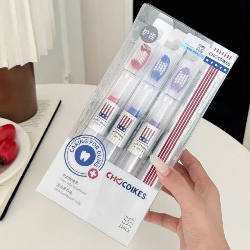 Зубная щетка (в пластиковом чехле) / арт. 283-21