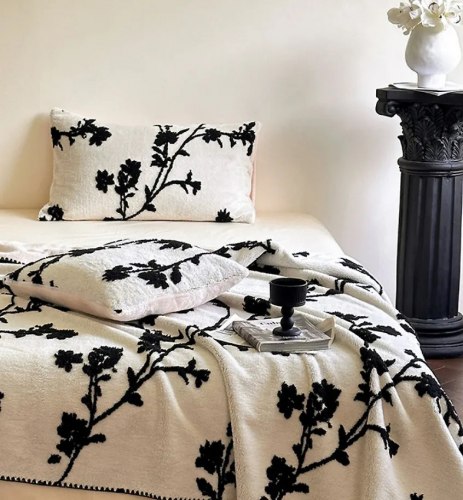 Покрывало флисовое "Розы в молоке", 200*230 см. / арт. 288-14