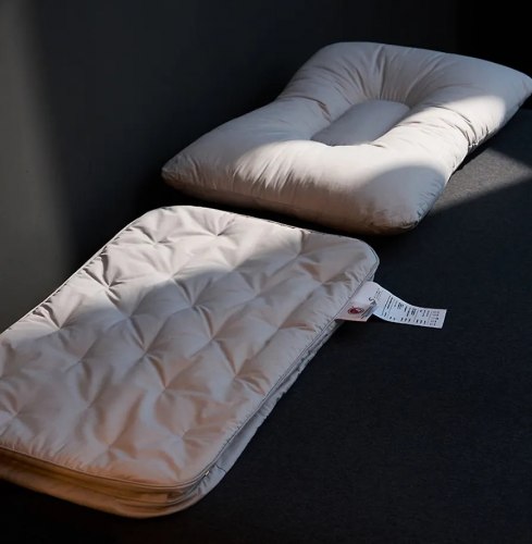 Подушка анатомическая с пуховым чехлом (Япония) / арт. 288-22