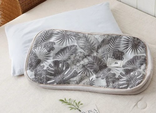 Подушка с наполнителем из гречневой лузги "Джунгли" / арт. 287-40