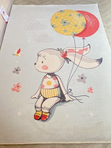 Дитячий килим високий ворс Зайченя з кульками