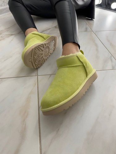 Зимові черевики UGG Ultra Mini Neon Green