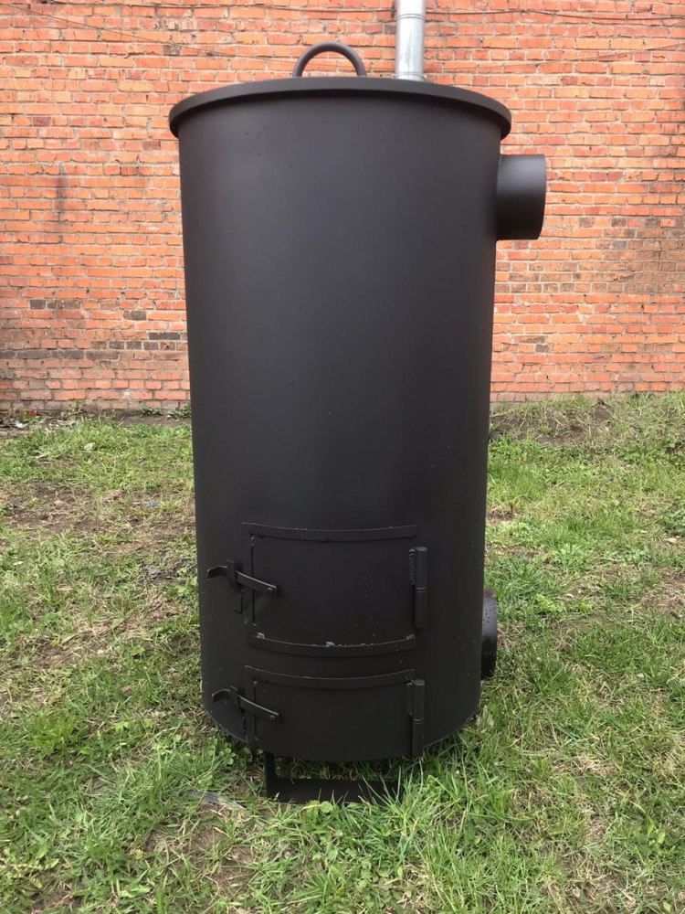 Большая печь - бочка для сжигания мусора 