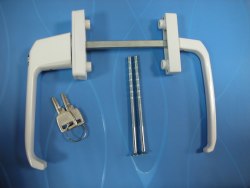 Нажимной гарнитур балконный, асимметричный с ключом PVH.BHS2.01
